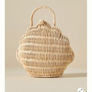 Rattan shell basket